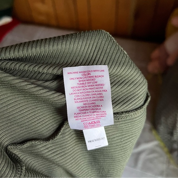 No Boundaries Green Ribbed Mock Neck Fitted Long Sleeve Top - Picture 5 of 11